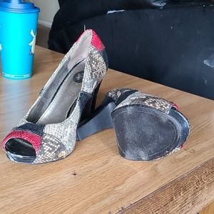 Snakeskin textured heels